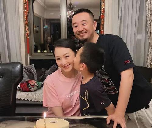 国产情侣精视频,浪漫瞬间，甜蜜定格  第3张